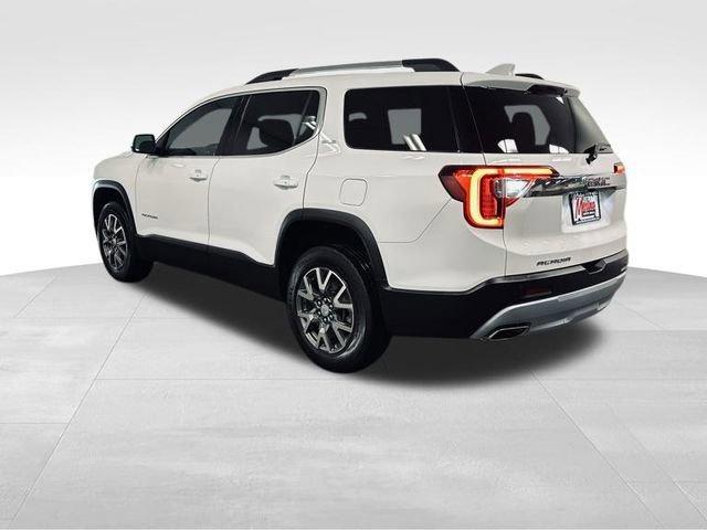 2022 GMC Acadia Vehicle Photo in MEDINA, OH 44256-9631