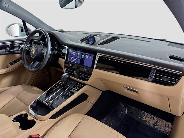 2022 Porsche Macan Vehicle Photo in Puyallup, WA 98371