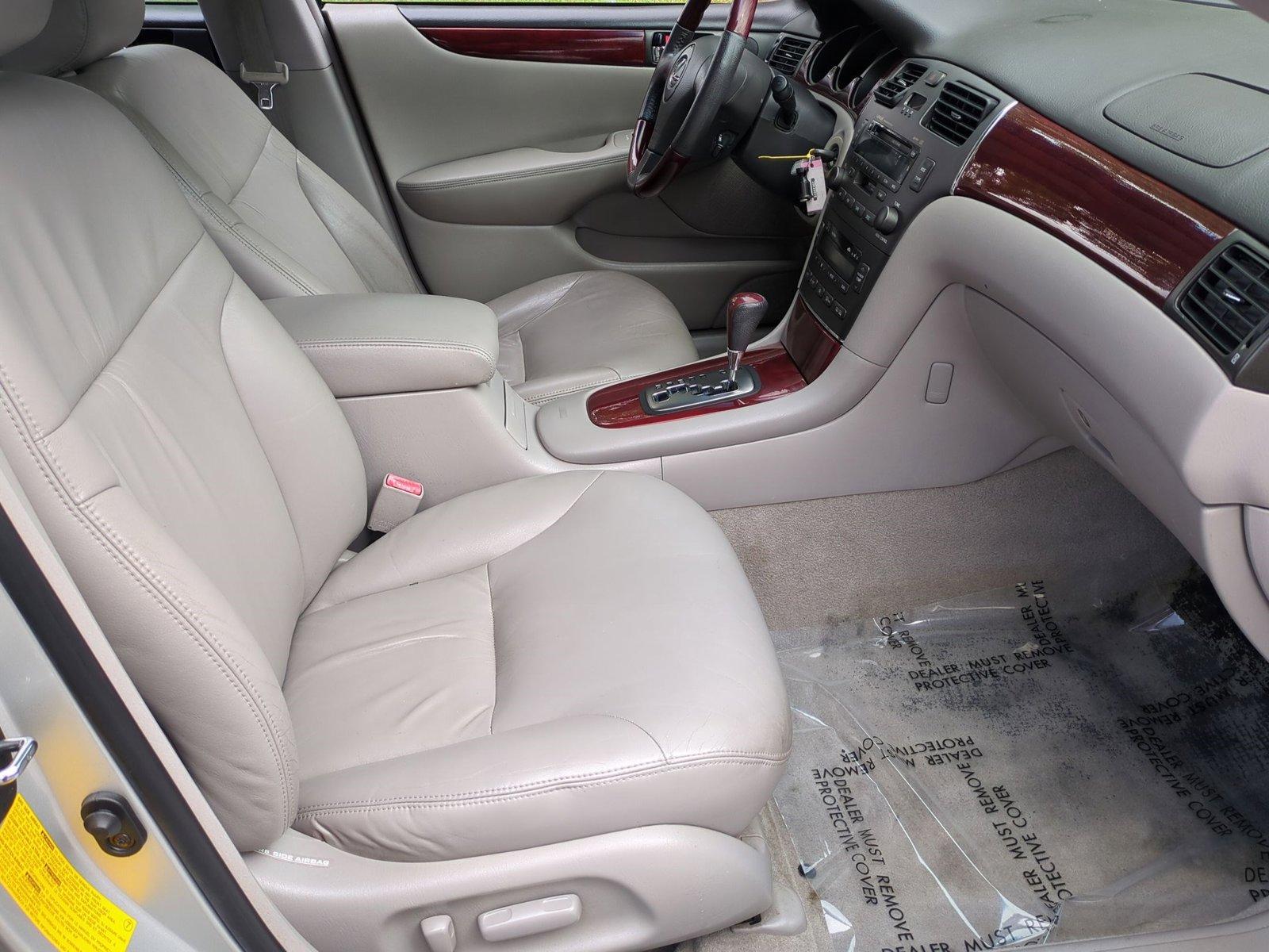 2002 Lexus ES 300 Vehicle Photo in West Palm Beach, FL 33417