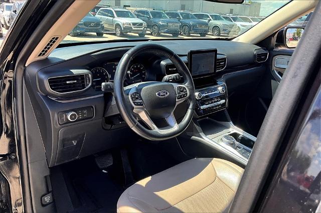 2023 Ford Explorer Vehicle Photo in Grapevine, TX 76051