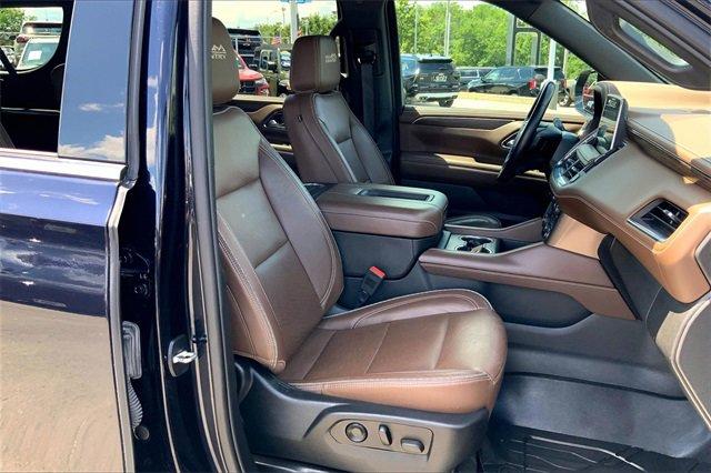 2023 Chevrolet Suburban Vehicle Photo in KANSAS CITY, MO 64114-4502