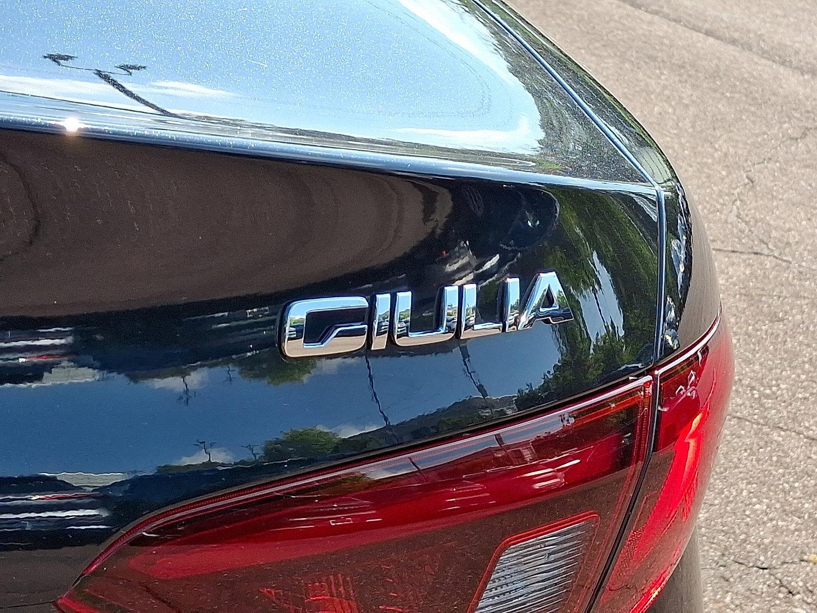 2022 Alfa Romeo Giulia Vehicle Photo in Willow Grove, PA 19090
