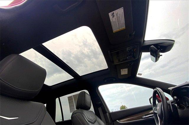2024 Cadillac XT6 Vehicle Photo in TOPEKA, KS 66609-0000