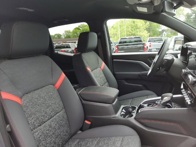 2024 Chevrolet Colorado Vehicle Photo in NEW ALEXANDRIA, PA 15670-3004
