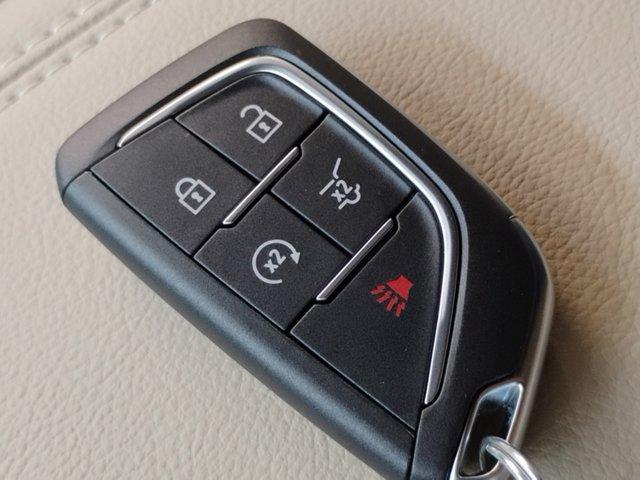 2025 Cadillac XT4 Vehicle Photo in PINEVILLE, NC 28134-8495