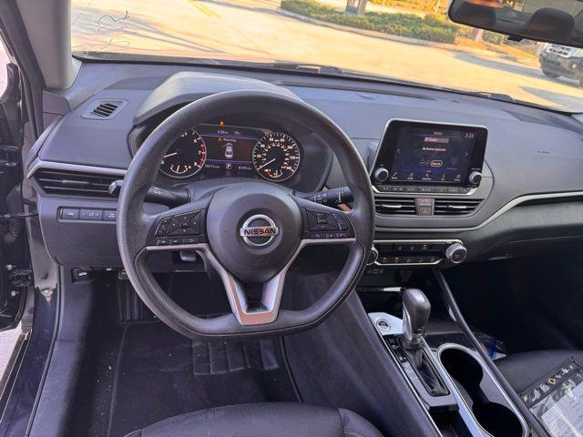 2021 Nissan Altima Vehicle Photo in DELRAY BEACH, FL 33483-3294