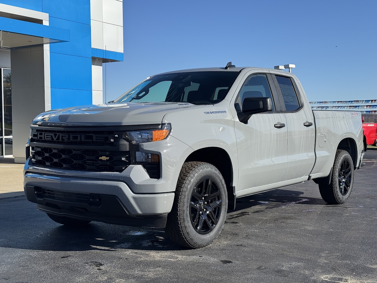 2025 Chevrolet Silverado 1500 Vehicle Photo in BOONVILLE, IN 47601-9633