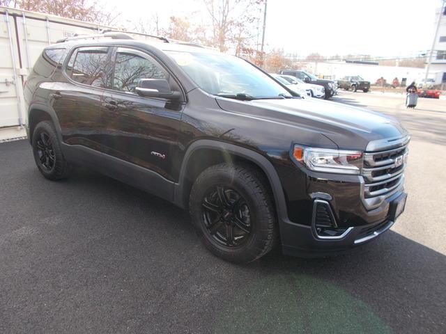 2022 GMC Acadia Vehicle Photo in LOWELL, MA 01852-4336