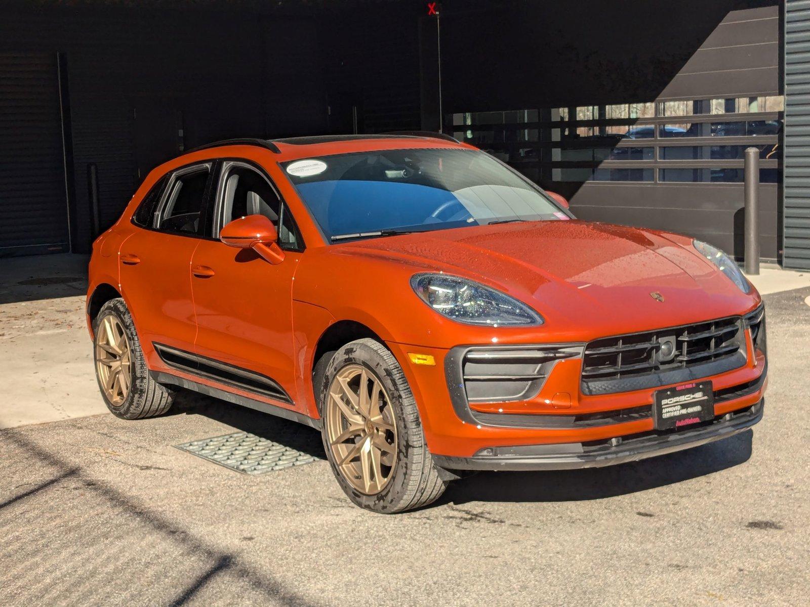 2024 Porsche Macan Vehicle Photo in Towson, MD 21204