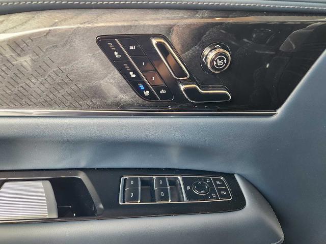 2025 Cadillac Escalade IQ Vehicle Photo in HOUSTON, TX 77079