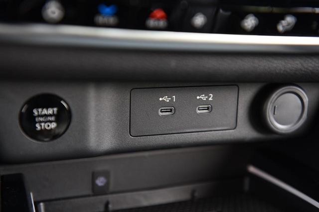 2025 Nissan Rogue Vehicle Photo in Ballwin, MO 63011