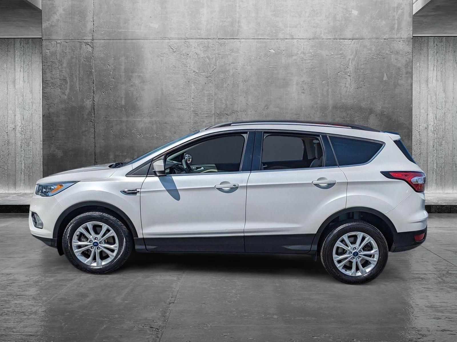 2017 Ford Escape Vehicle Photo in Bradenton, FL 34207