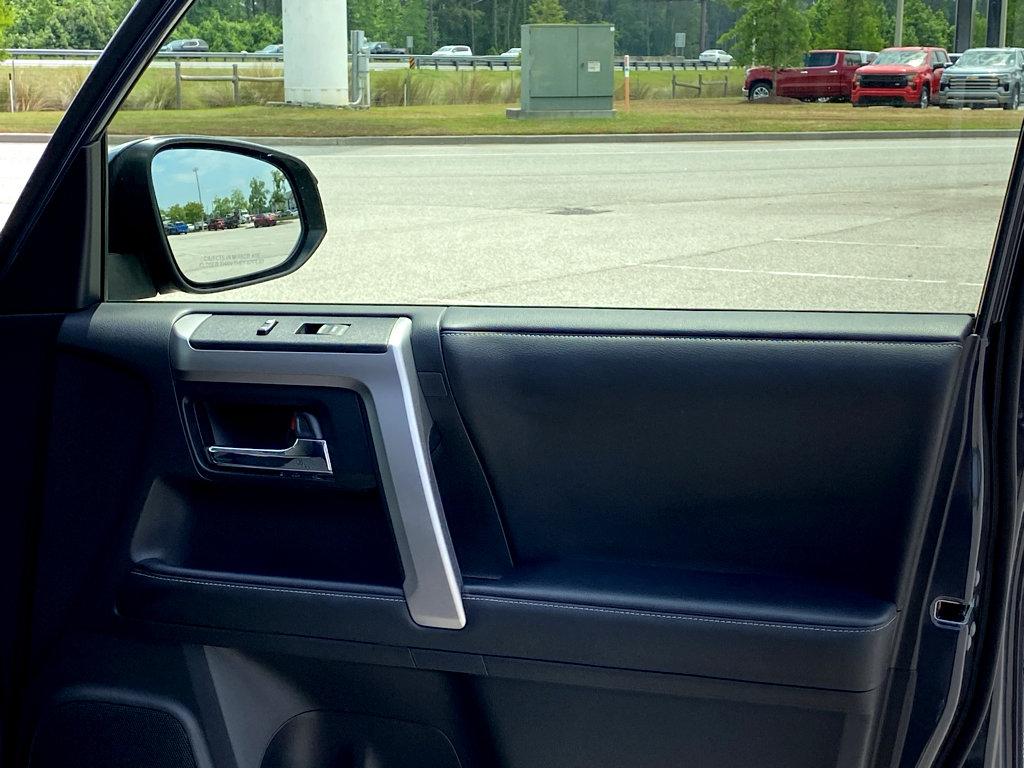 2024 Toyota 4Runner Vehicle Photo in POOLER, GA 31322-3252