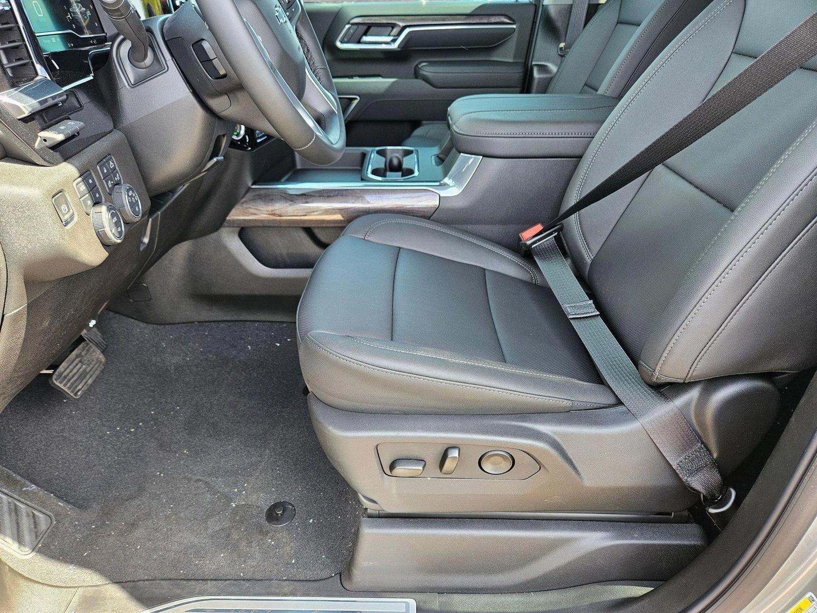 2025 Chevrolet Silverado 2500 HD Vehicle Photo in PEORIA, AZ 85382-3715