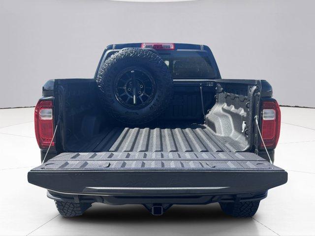 2024 GMC Canyon Vehicle Photo in LEOMINSTER, MA 01453-2952