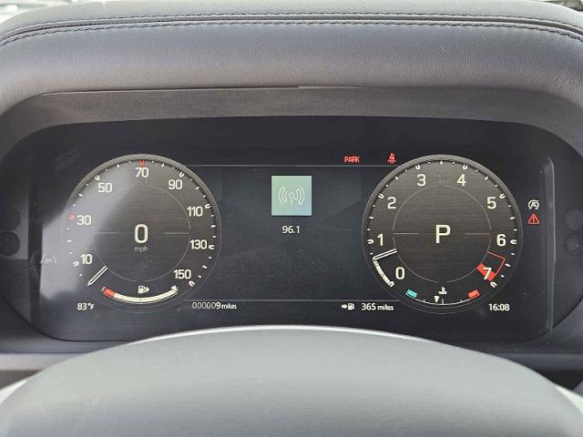 2025 Defender Vehicle Photo in AUSTIN, TX 78717