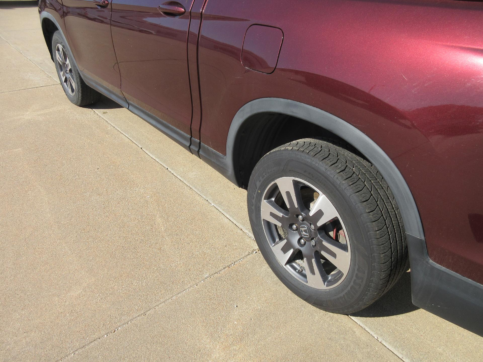 Used 2017 Honda Ridgeline RTL-T with VIN 5FPYK3F65HB009033 for sale in Winfield, KS