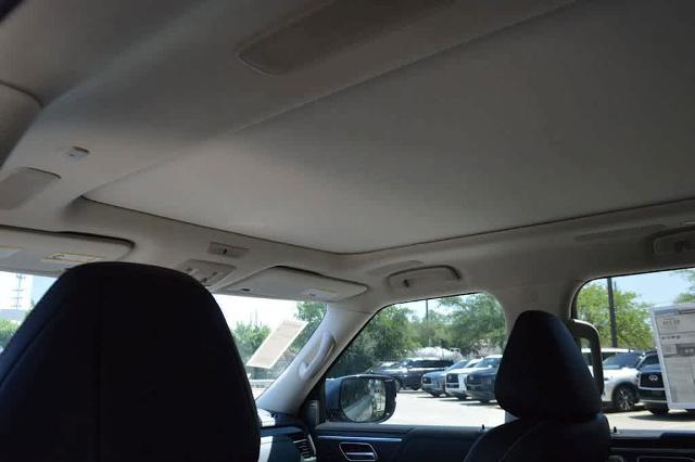 2025 INFINITI QX80 Vehicle Photo in Houston, TX 77090