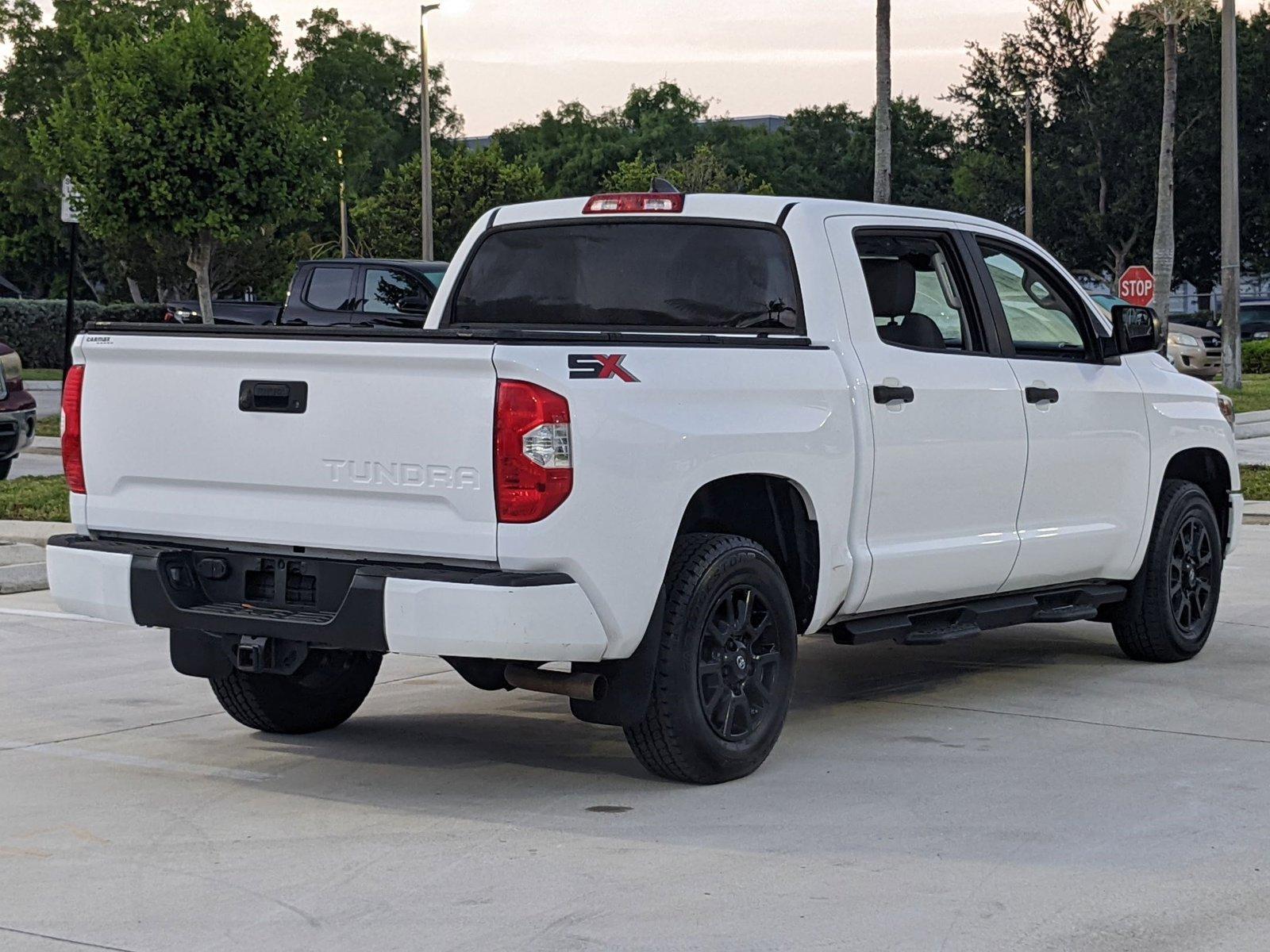 2021 Toyota Tundra 4WD Vehicle Photo in Davie, FL 33331