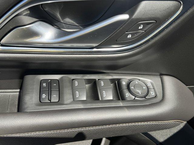 2022 GMC Yukon Vehicle Photo in LEOMINSTER, MA 01453-2952