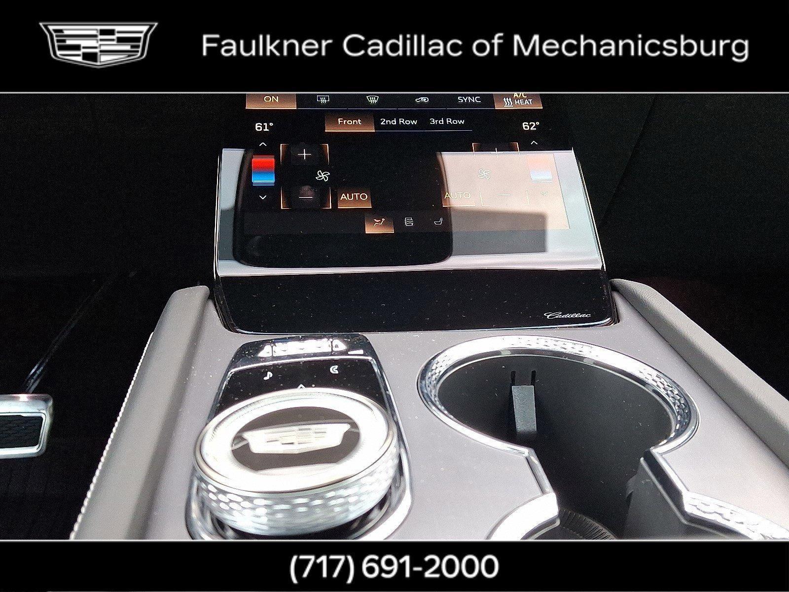 2026 Cadillac VISTIQ Vehicle Photo in MECHANICSBURG, PA 17050-1707