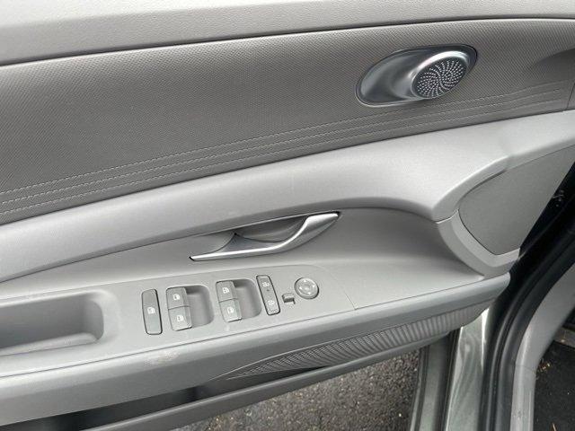 2024 Hyundai ELANTRA Vehicle Photo in Philadelphia, PA 19116