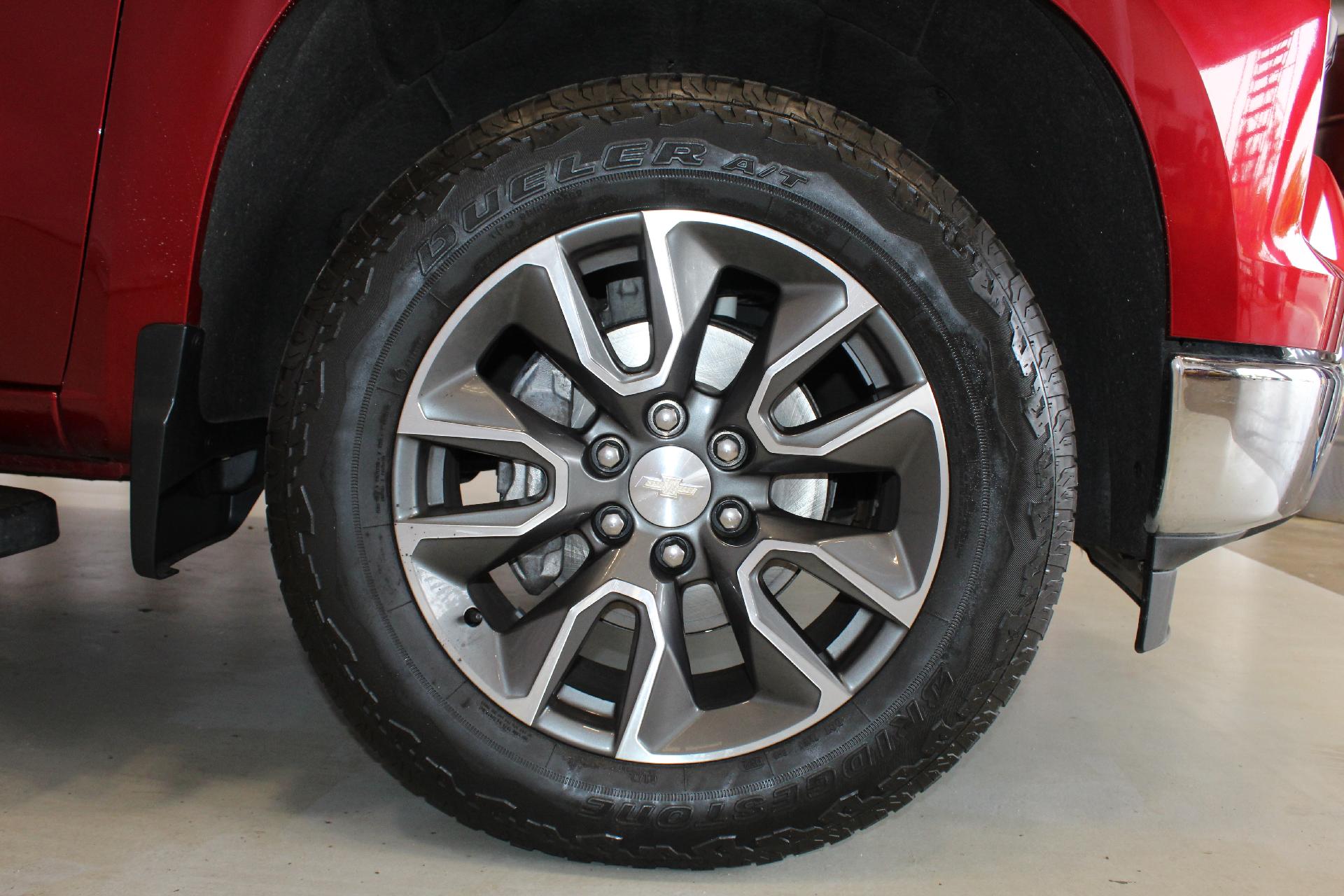 2022 Chevrolet Silverado 1500 Vehicle Photo in NORTHAMPTON, MA 01060-1120