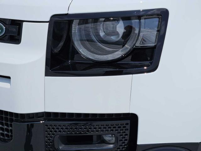 2025 Defender Vehicle Photo in AUSTIN, TX 78717