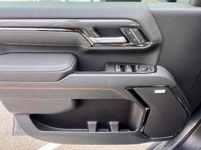 2025 GMC Sierra 2500 HD Vehicle Photo in EFFINGHAM, IL 62401-2832