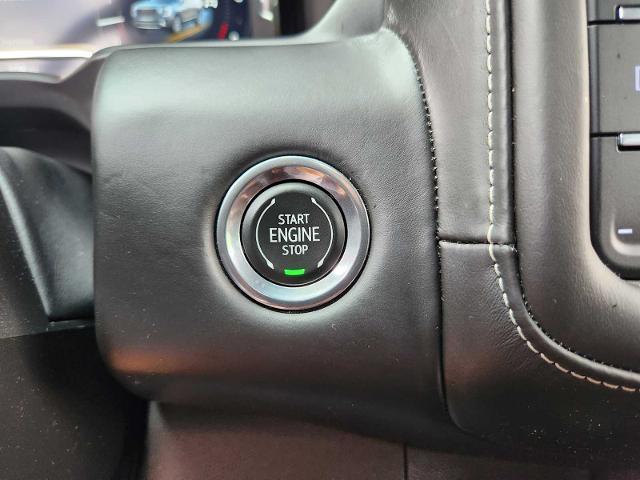 2023 GMC Yukon XL Vehicle Photo in HOUSTON, TX 77079