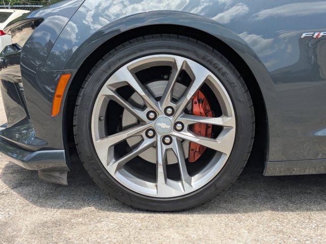 2017 Chevrolet Camaro Vehicle Photo in BRUNSWICK, GA 31525-1881