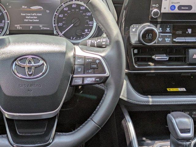 2023 Toyota Highlander Vehicle Photo in SELMA, TX 78154-1460