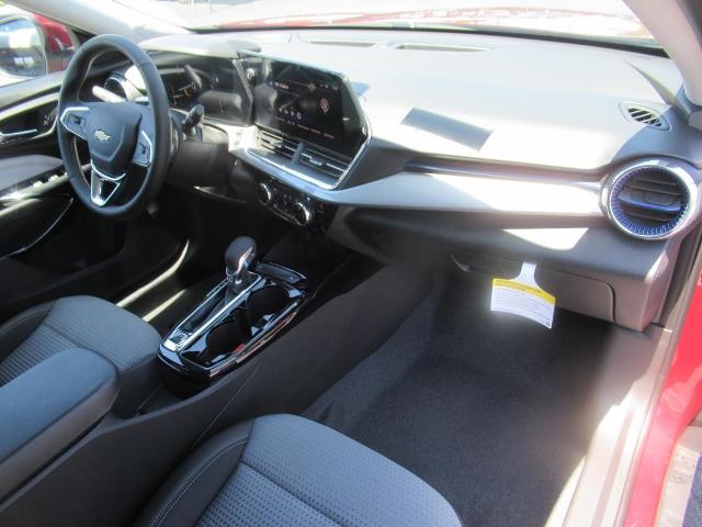 2025 Chevrolet Trax Vehicle Photo in LEESBURG, FL 34788-4022