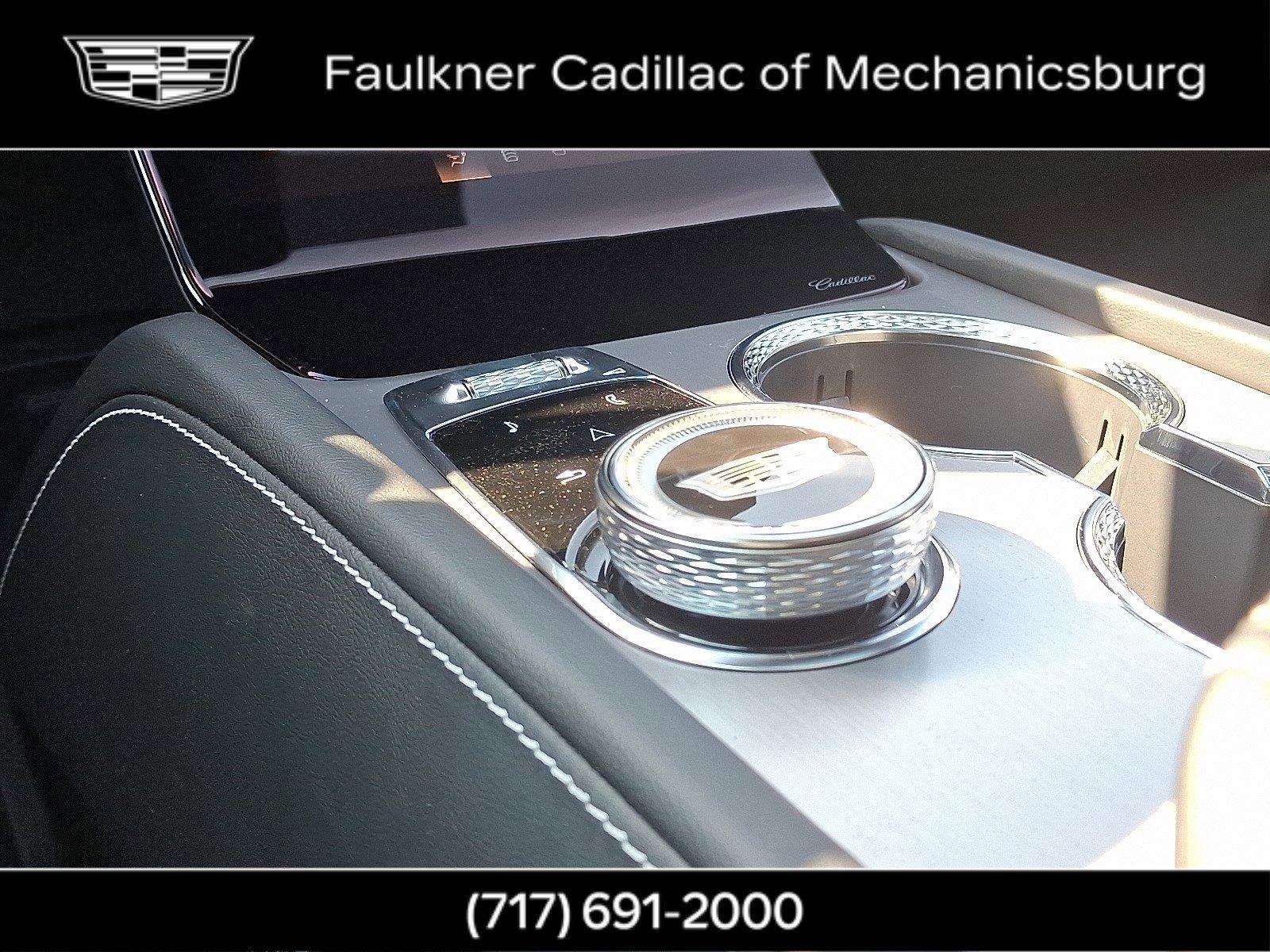 2026 Cadillac VISTIQ Vehicle Photo in MECHANICSBURG, PA 17050-1707