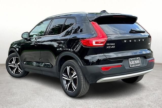 2024 Volvo XC40 Vehicle Photo in Tulsa, OK 74145