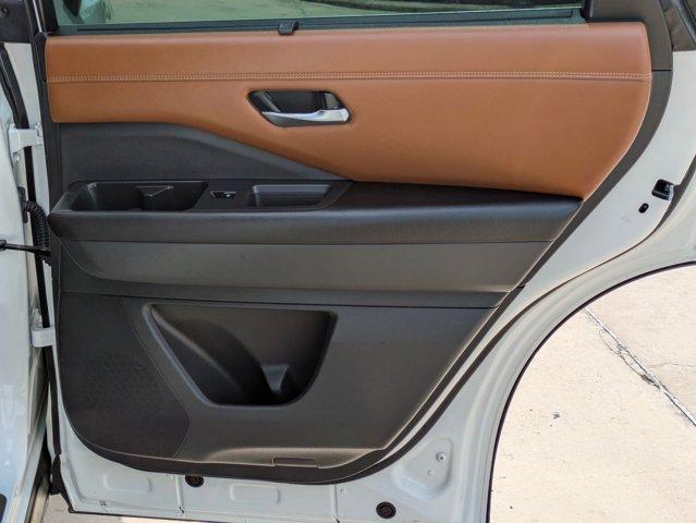 2023 Nissan Pathfinder Vehicle Photo in San Antonio, TX 78209