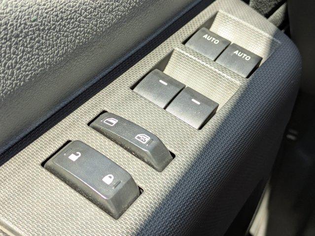 2015 Ford Super Duty F-350 DRW Vehicle Photo in BRUNSWICK, GA 31525-1881