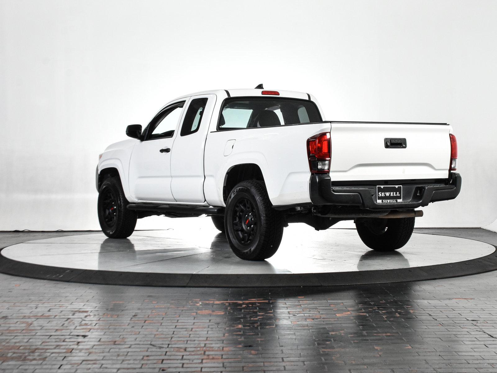 2019 Toyota Tacoma 2WD Vehicle Photo in DALLAS, TX 75235