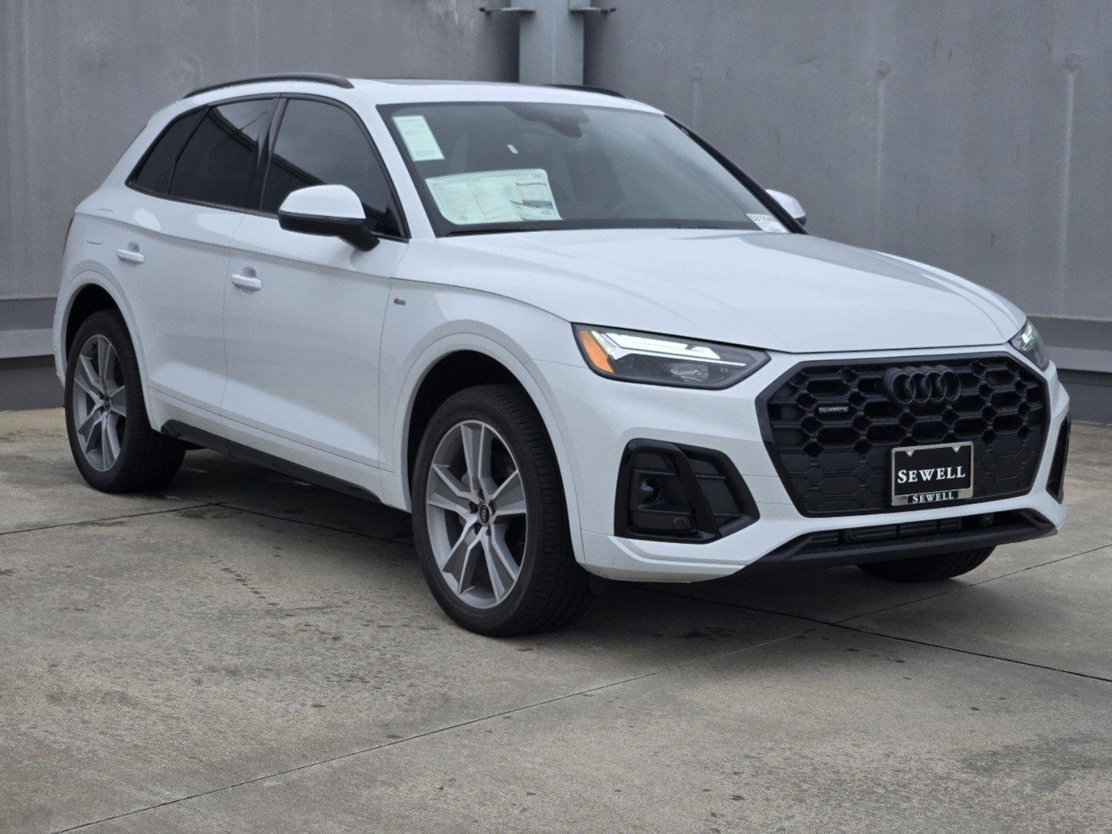 2025 Audi Q5 Vehicle Photo in SUGAR LAND, TX 77478