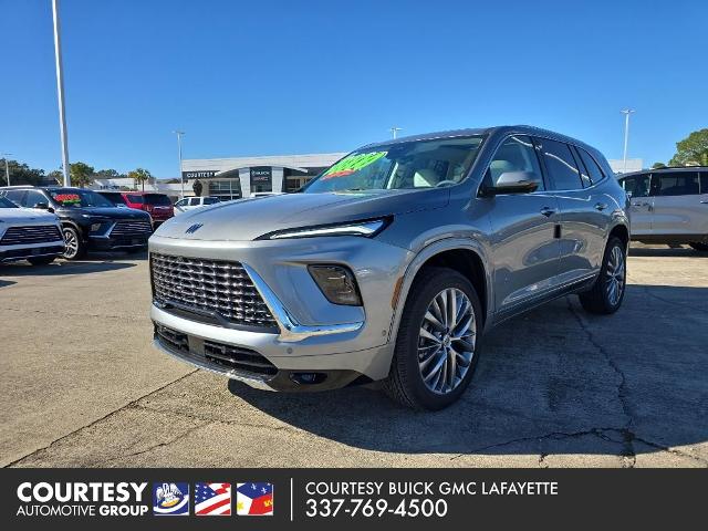 2025 Buick Enclave Vehicle Photo in LAFAYETTE, LA 70503-4541