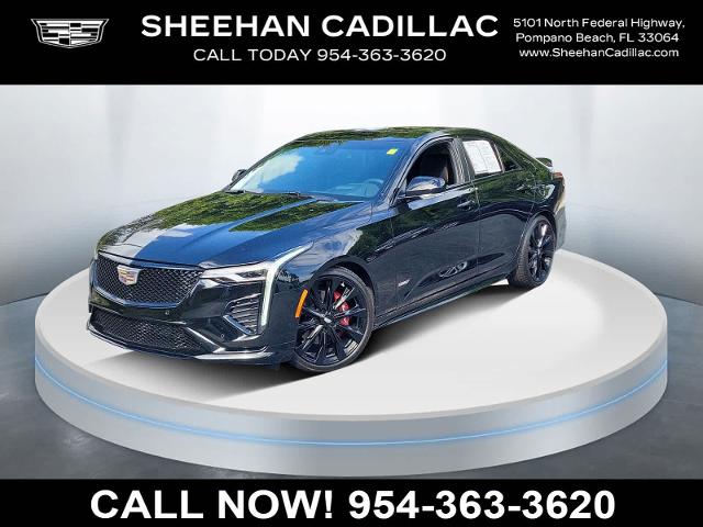 2021 Cadillac CT5 V photo 2
