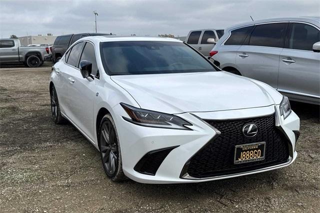 2020 Lexus ES Vehicle Photo in ELK GROVE, CA 95757-8703