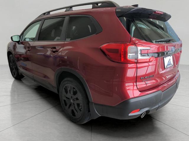 2025 Subaru Ascent Vehicle Photo in Green Bay, WI 54304