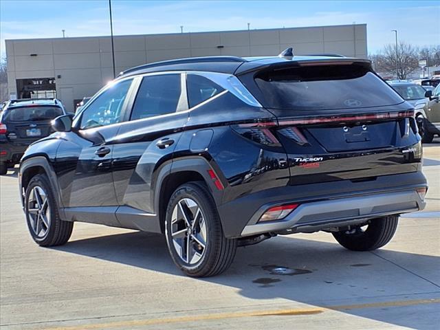 2025 Hyundai TUCSON Hybrid Vehicle Photo in Peoria, IL 61615