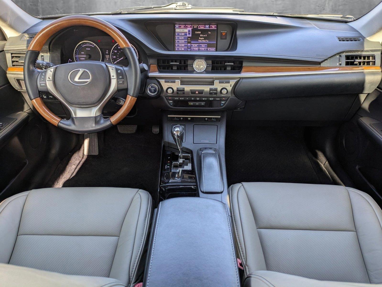 2013 Lexus ES 300h Vehicle Photo in Tustin, CA 92782