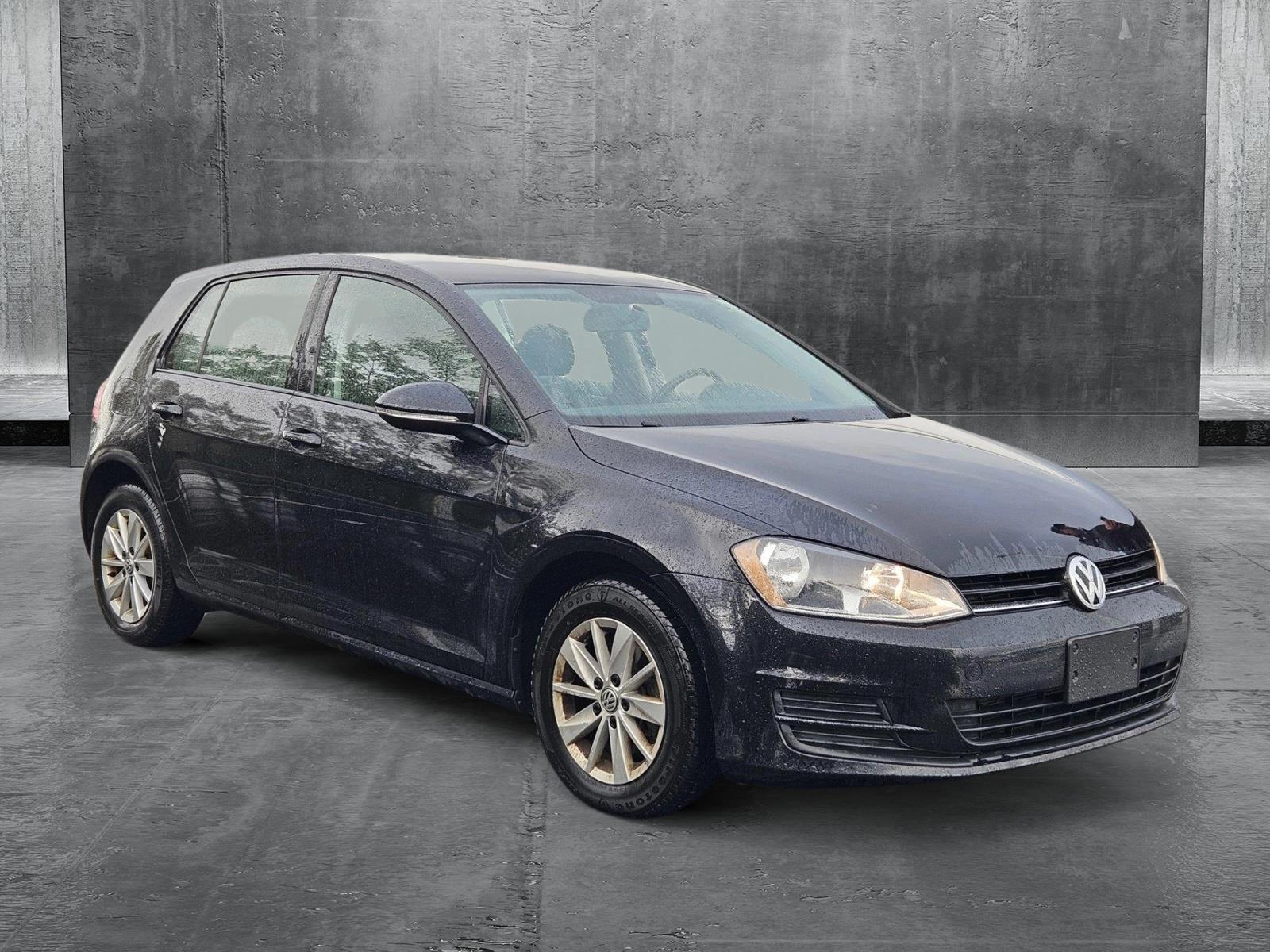 2016 Volkswagen Golf TSI S photo 3