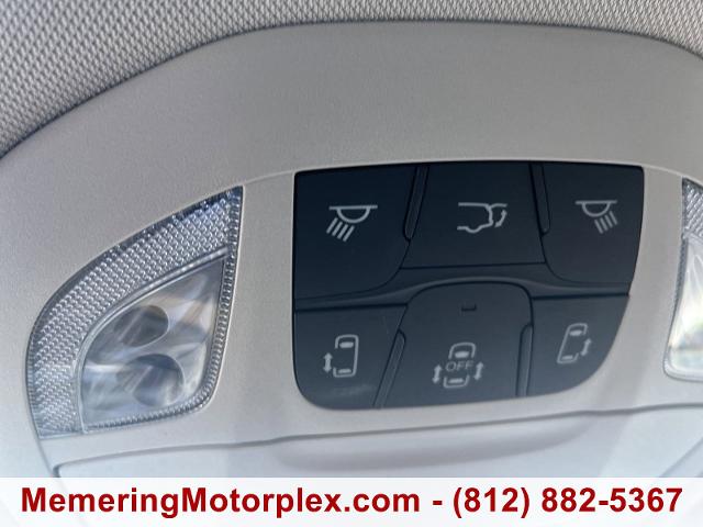 2022 Chrysler Pacifica Vehicle Photo in VINCENNES, IN 47591-5519