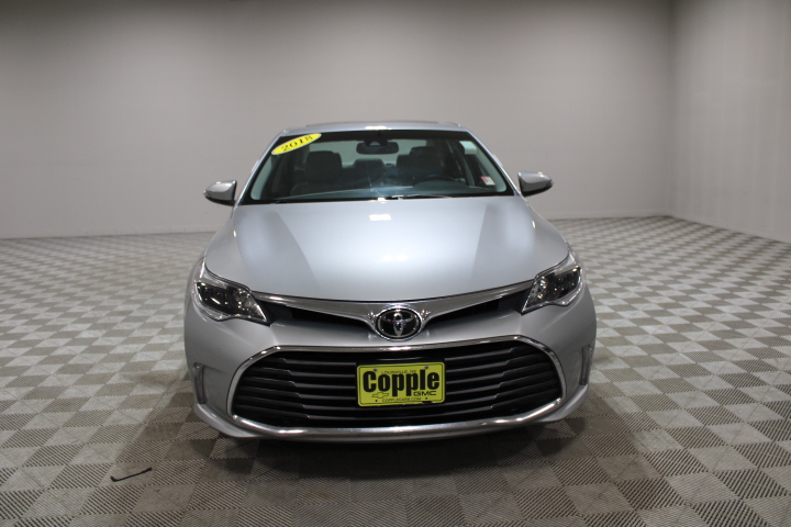 Used 2018 Toyota Avalon XLE Premium with VIN 4T1BK1EB6JU289197 for sale in Louisville, NE