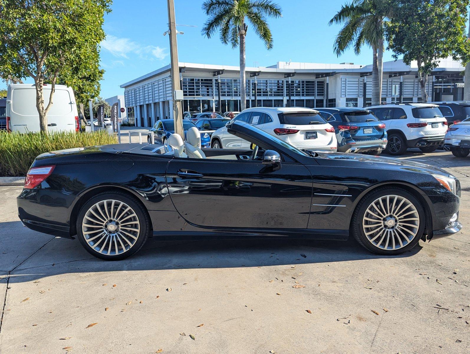 2016 Mercedes-Benz SL Vehicle Photo in Pembroke Pines , FL 33084