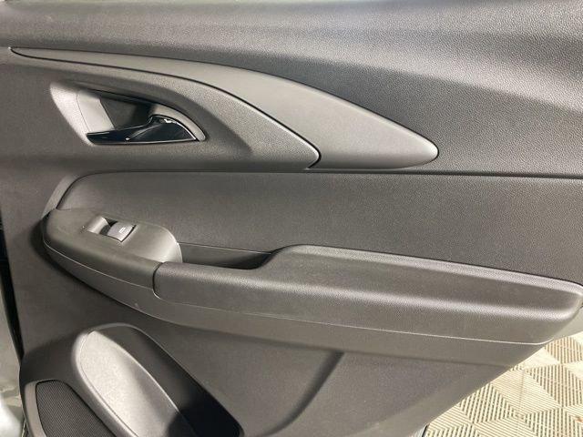 2025 Chevrolet Trailblazer Vehicle Photo in PHOENIX, AZ 85014-3381